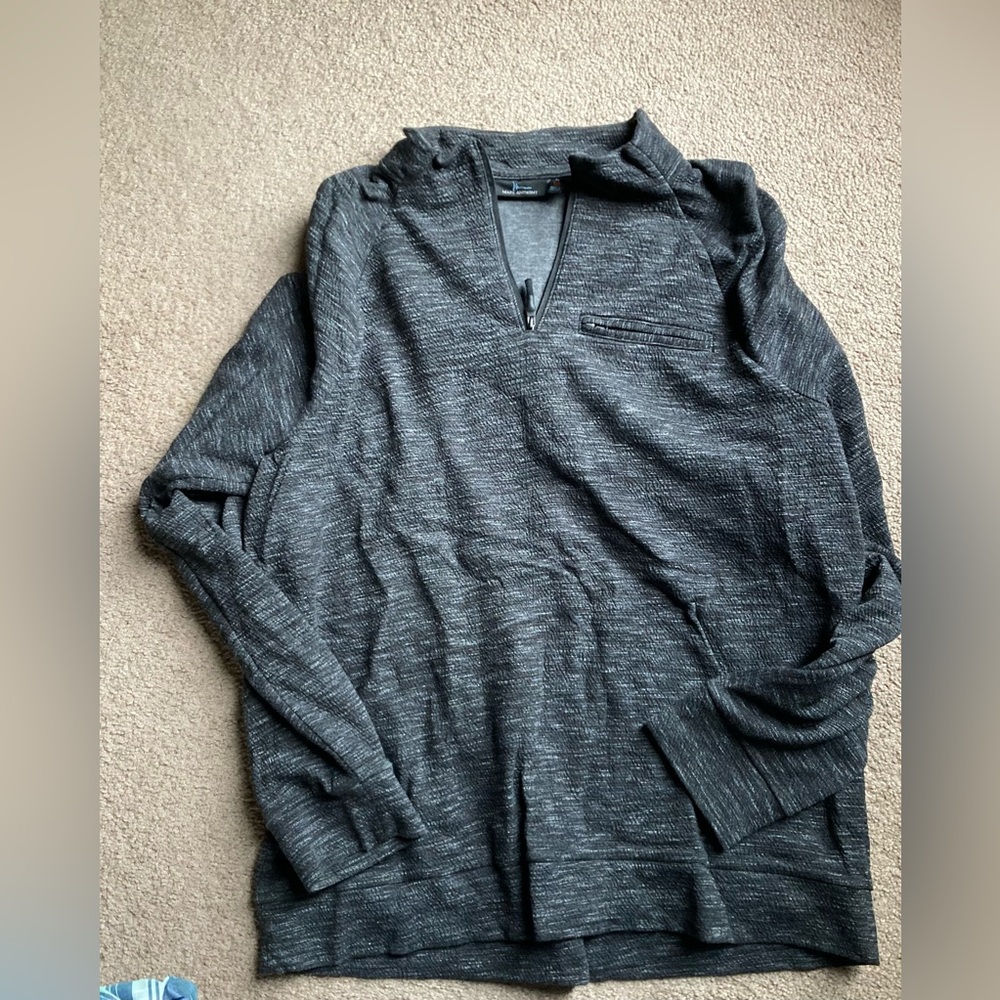 ♥️💙Marc Anthony Charcoal Zip-Up Sweater